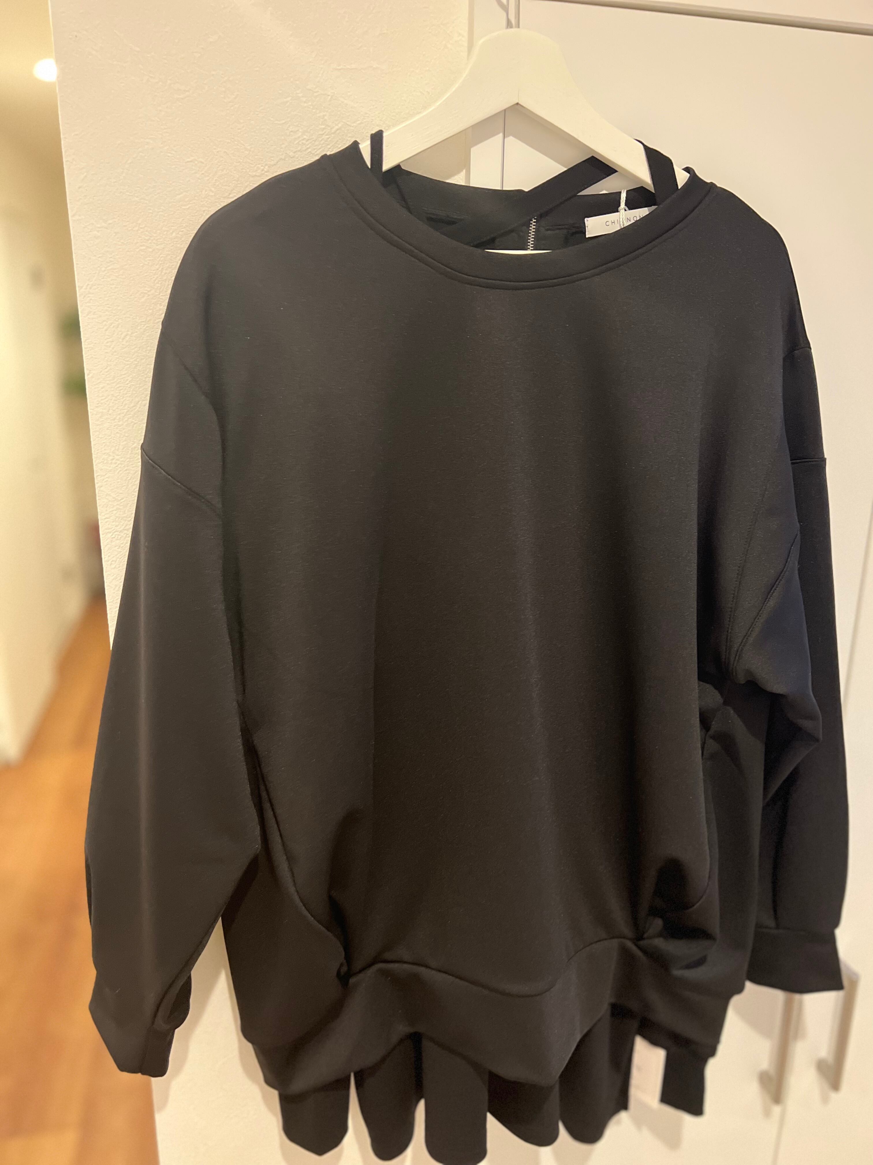 【CHIGNON】前後着用アシメストラップBIG TEE
