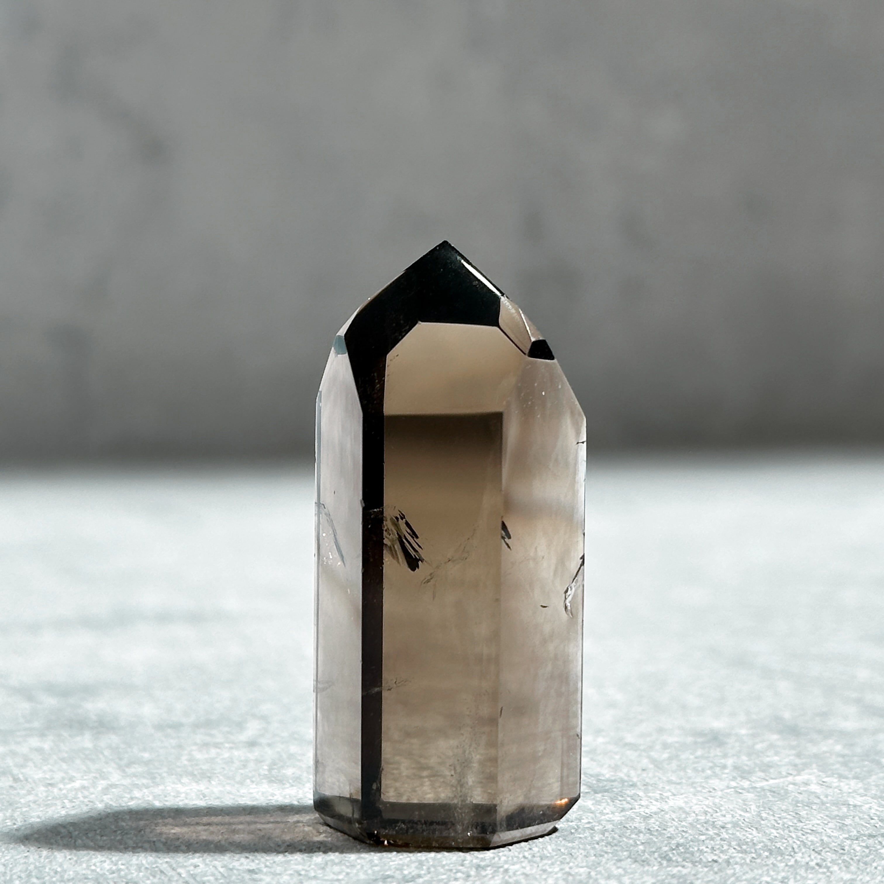 大きなスモーキークォーツファントム1525g 大きなスモーキークォーツファントム1525g 大きなスモーキー