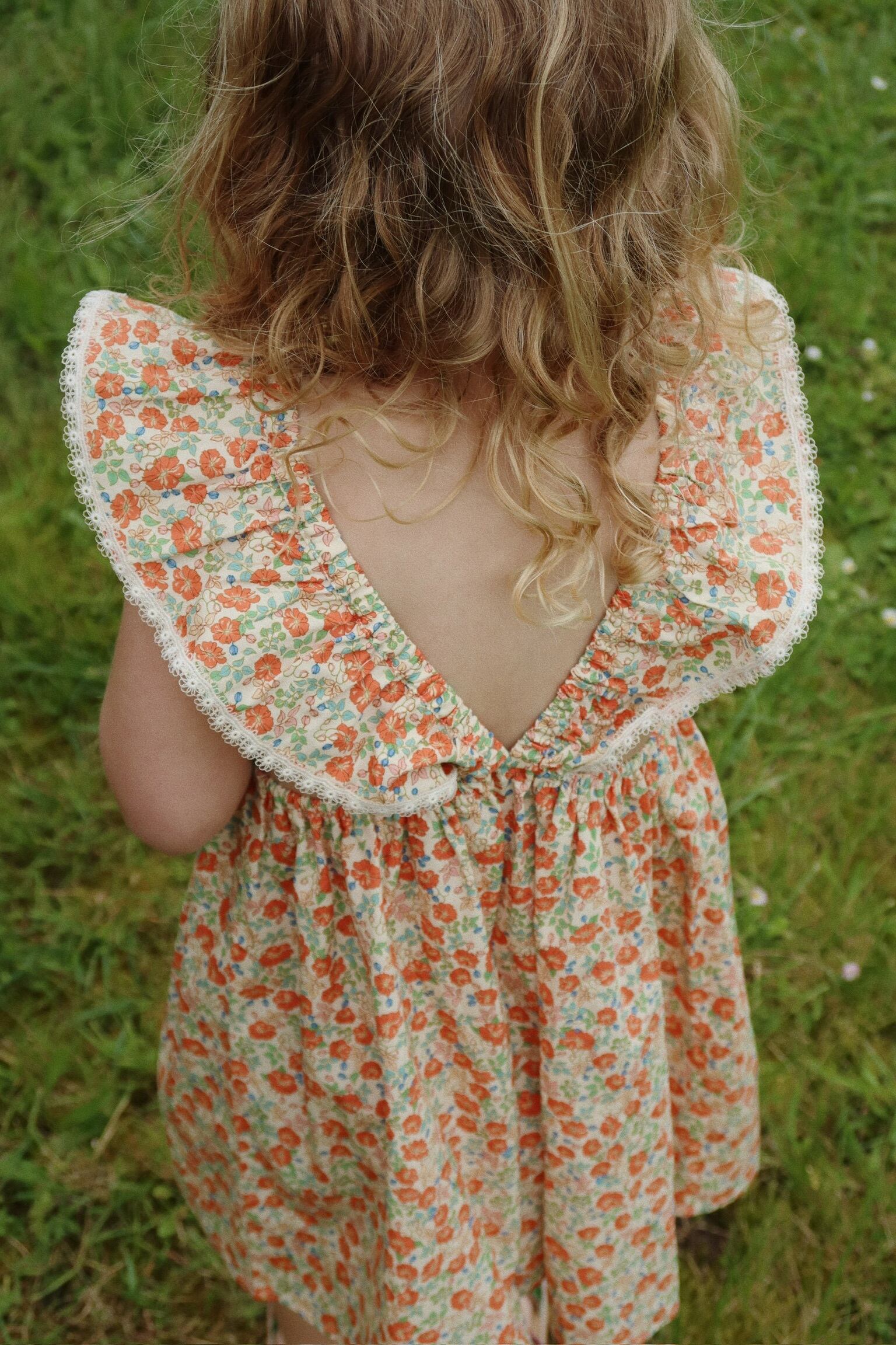 konges sloejd 花柄刺繍ジャケット 3Y