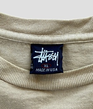 -STUSSY- Vintage 90s XL Print T-shirt