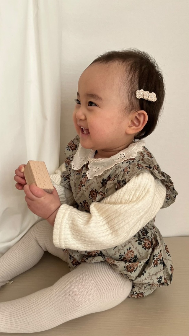 【即納&取寄】レトロ花柄フリルロンパース