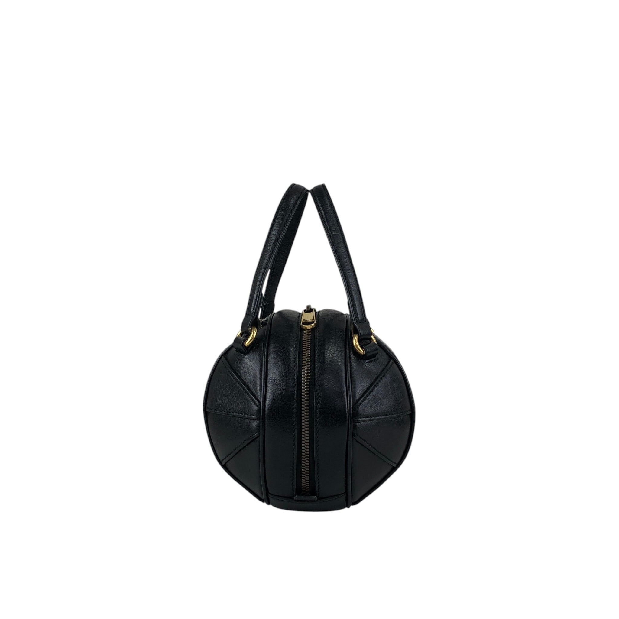 GUCCI グッチ ショルダーバッグ ブラック GGロゴ レザー ラウンド