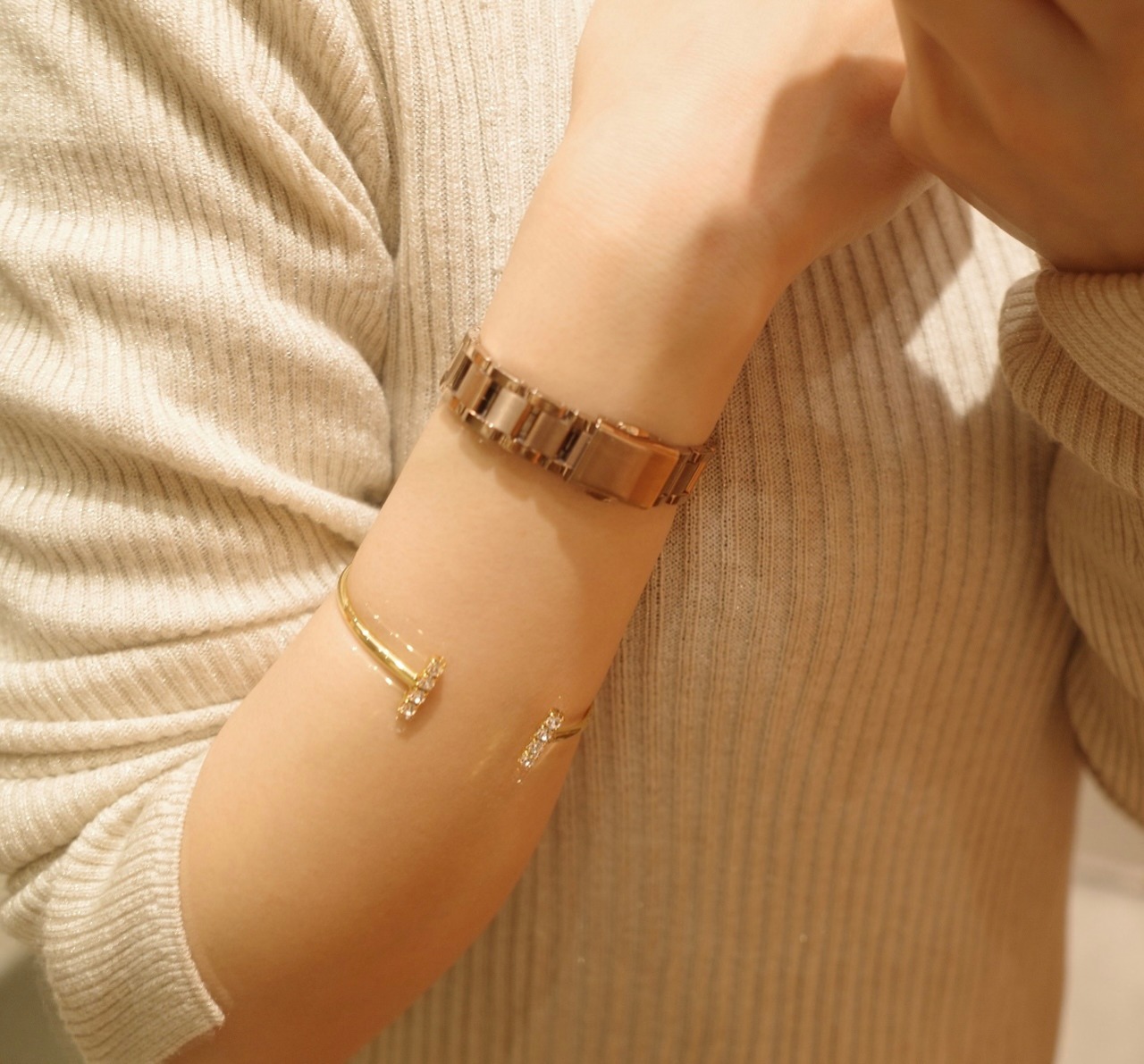 Lumière bar bangle