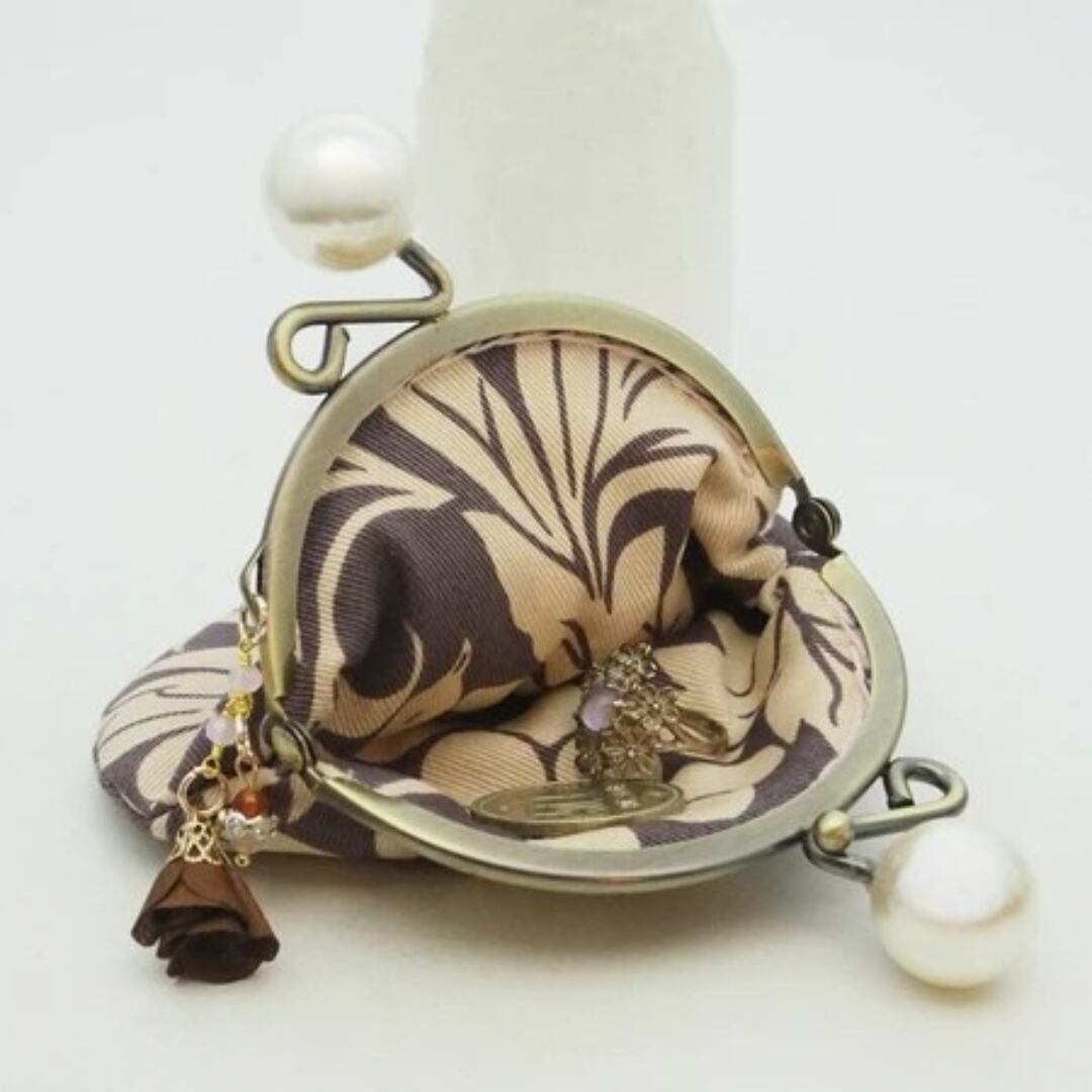 【ハンドメイド】がま口ポーチ・コインケース|お花と小鳥・パープル(口金8.5センチ)