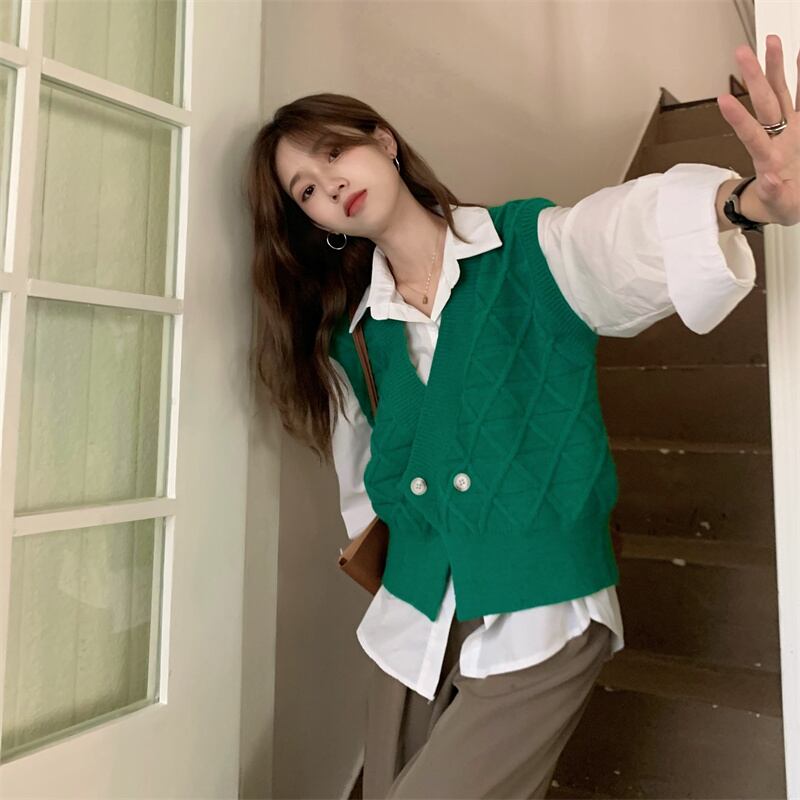 グリーンニットスプリングオータムレッドVネックセーター 春物 秋物 試着室80193788791