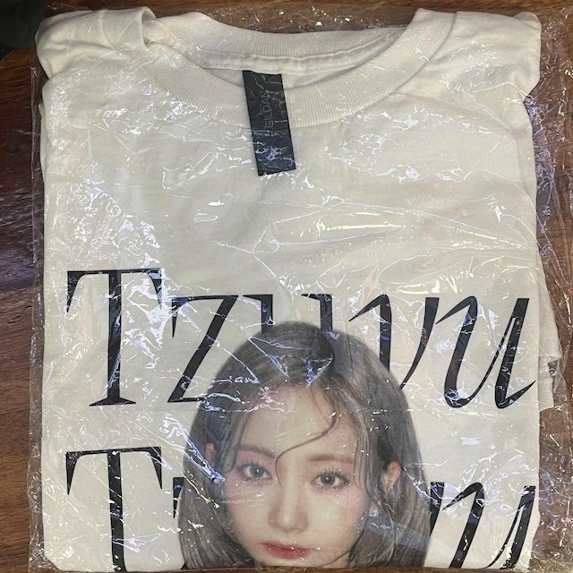 激レア】TWICE ツウィ 9/7 音楽中心 サノク 限定 Tシャツ | kworld 