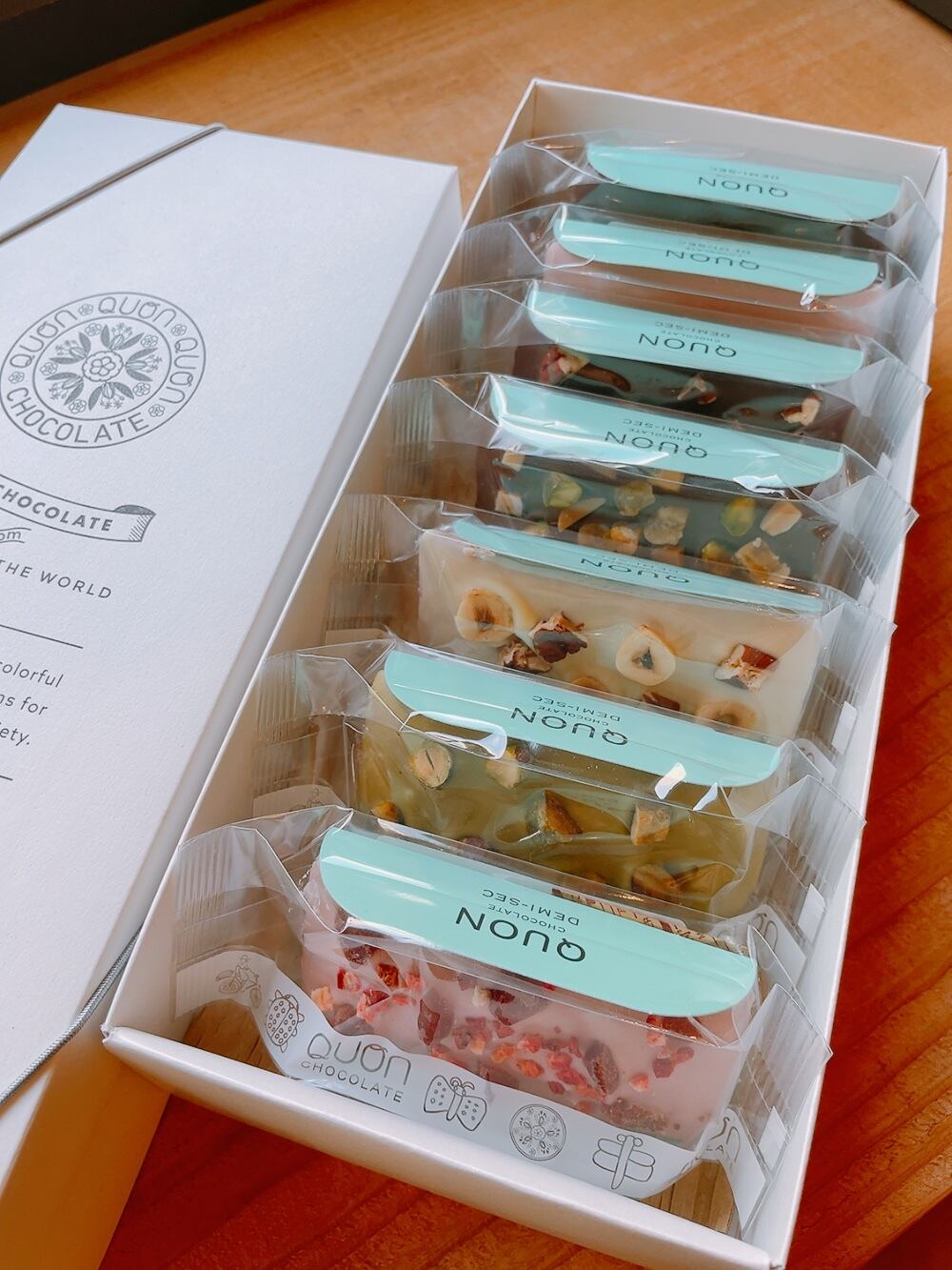 クオンシェボックス【gift10】 | 久遠チョコレート名古屋滝ノ水店