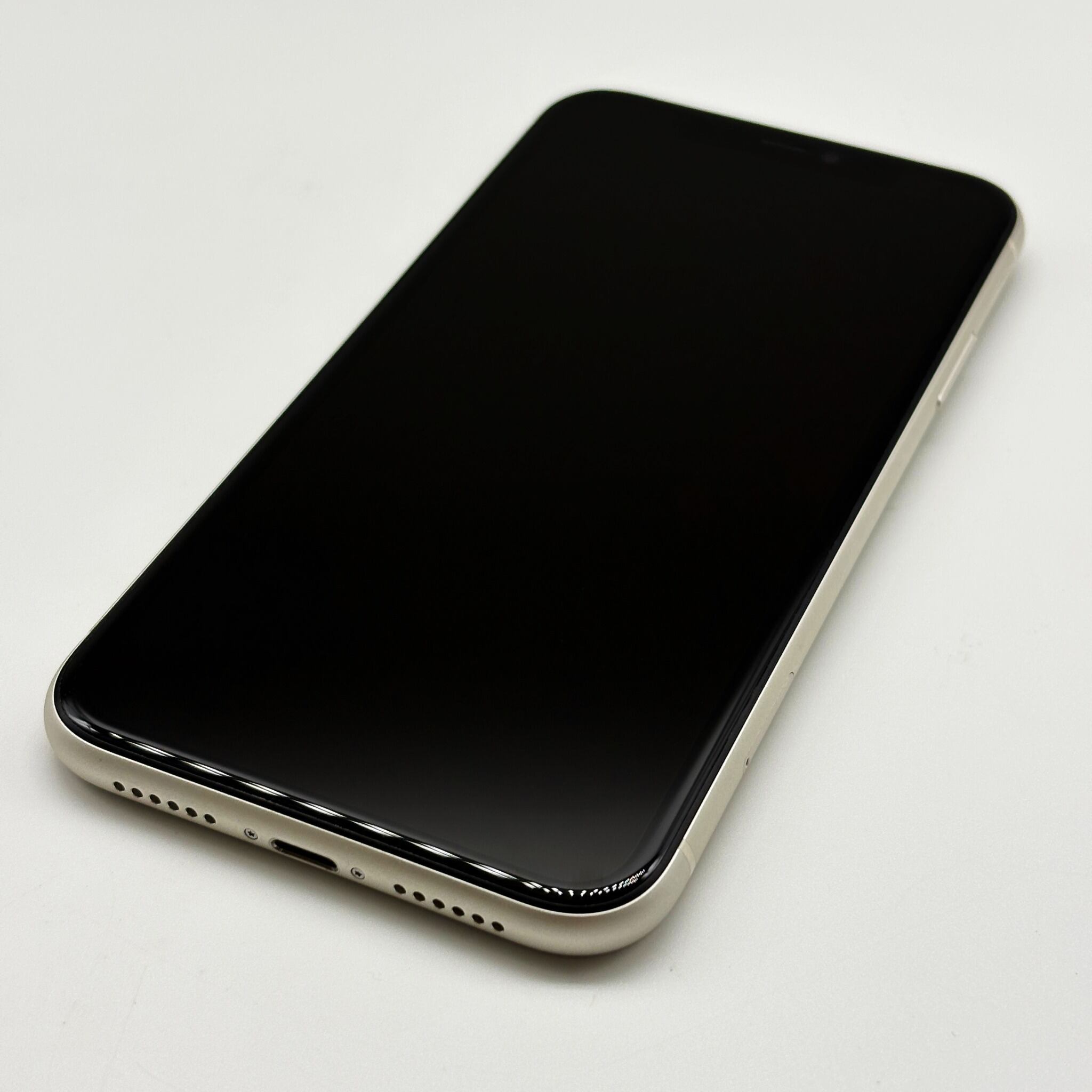 iPhone11 64GB SIMフリー Apple iPhone本体 ホワイト アイフォン