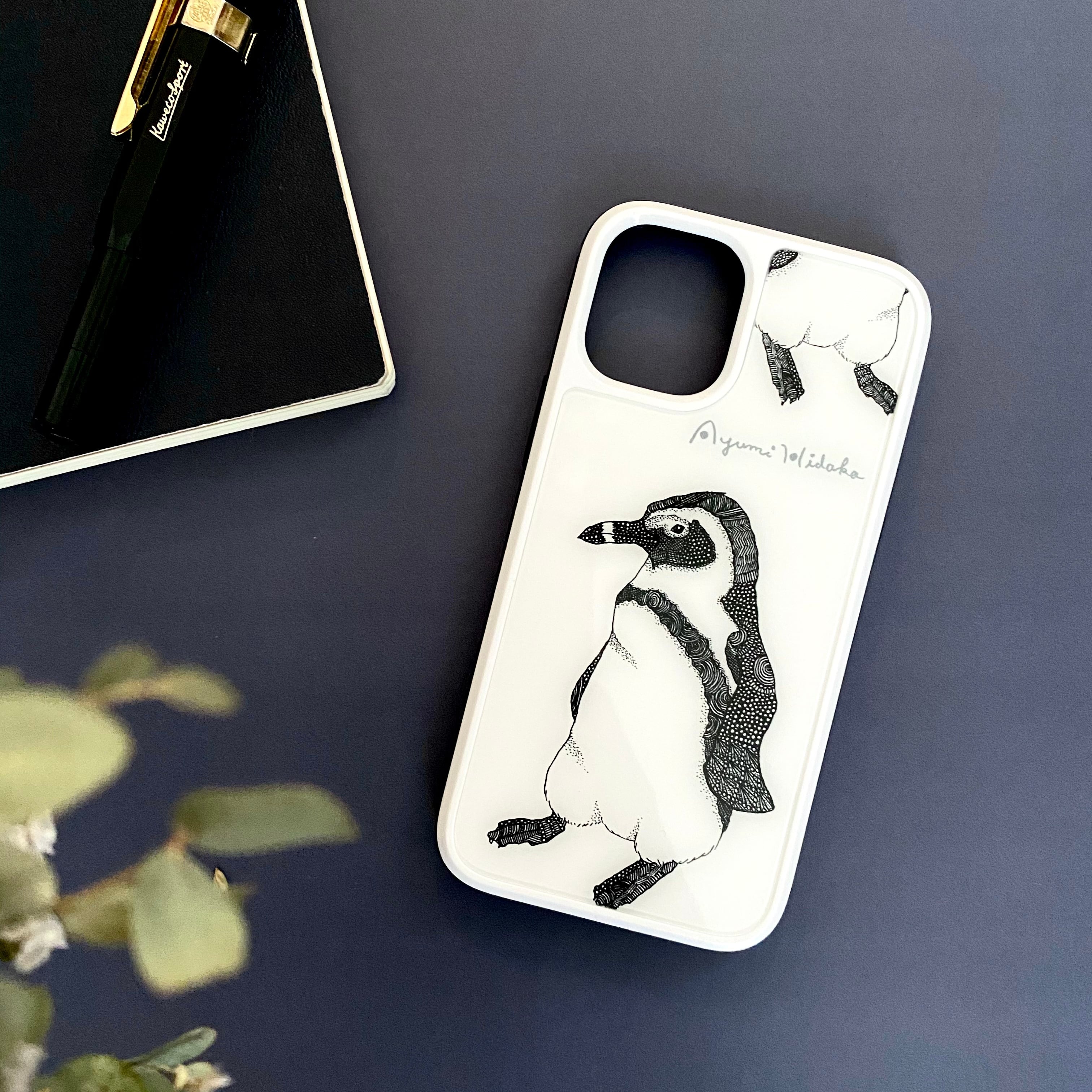 ペンギンのスマホケース【強化ガラスケース】 | 日高あゆみ / ペン画