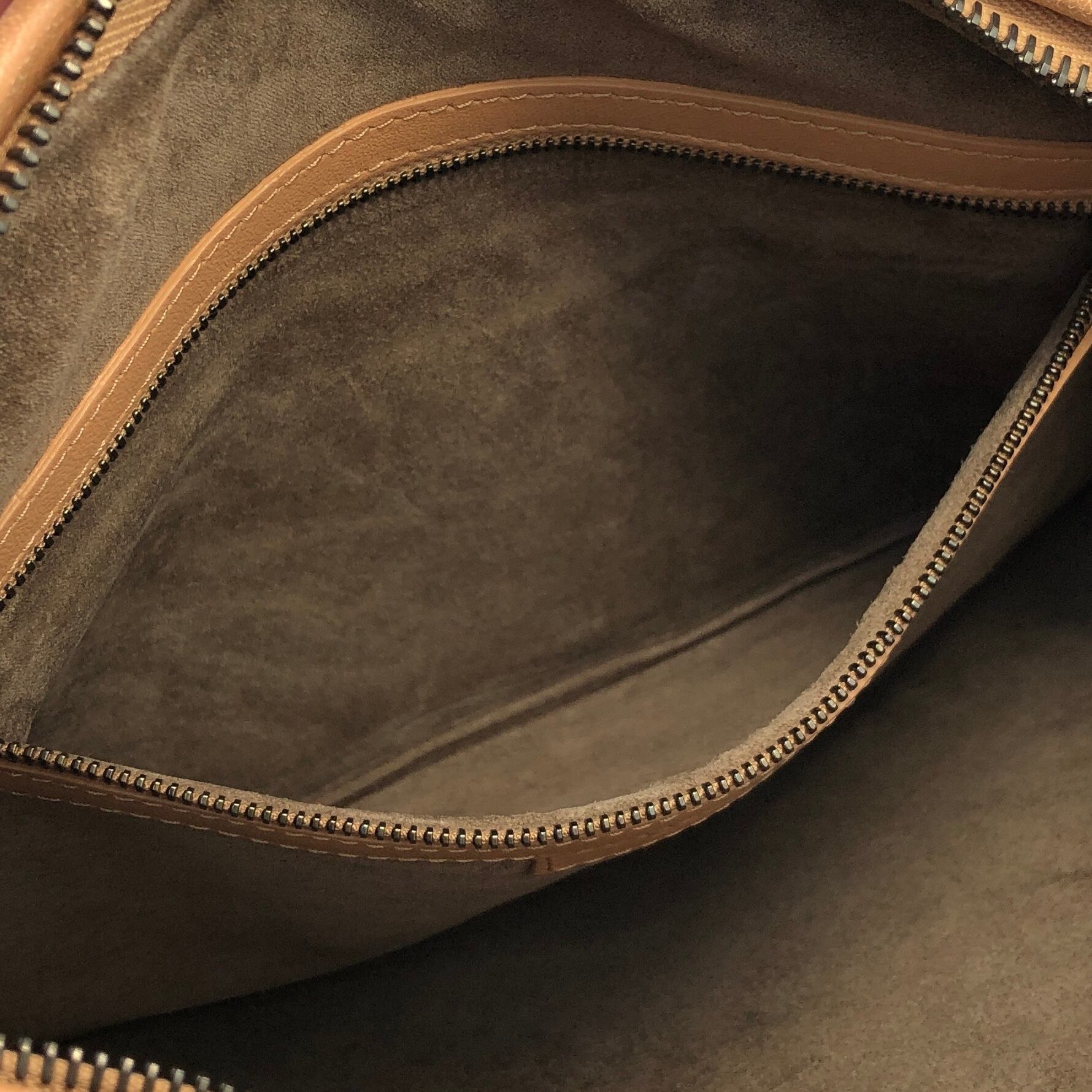 ボッテガヴェネタ　キルティングボディバッグ ボッテガヴェネタ キルティングボディバッグ ボッテガ風