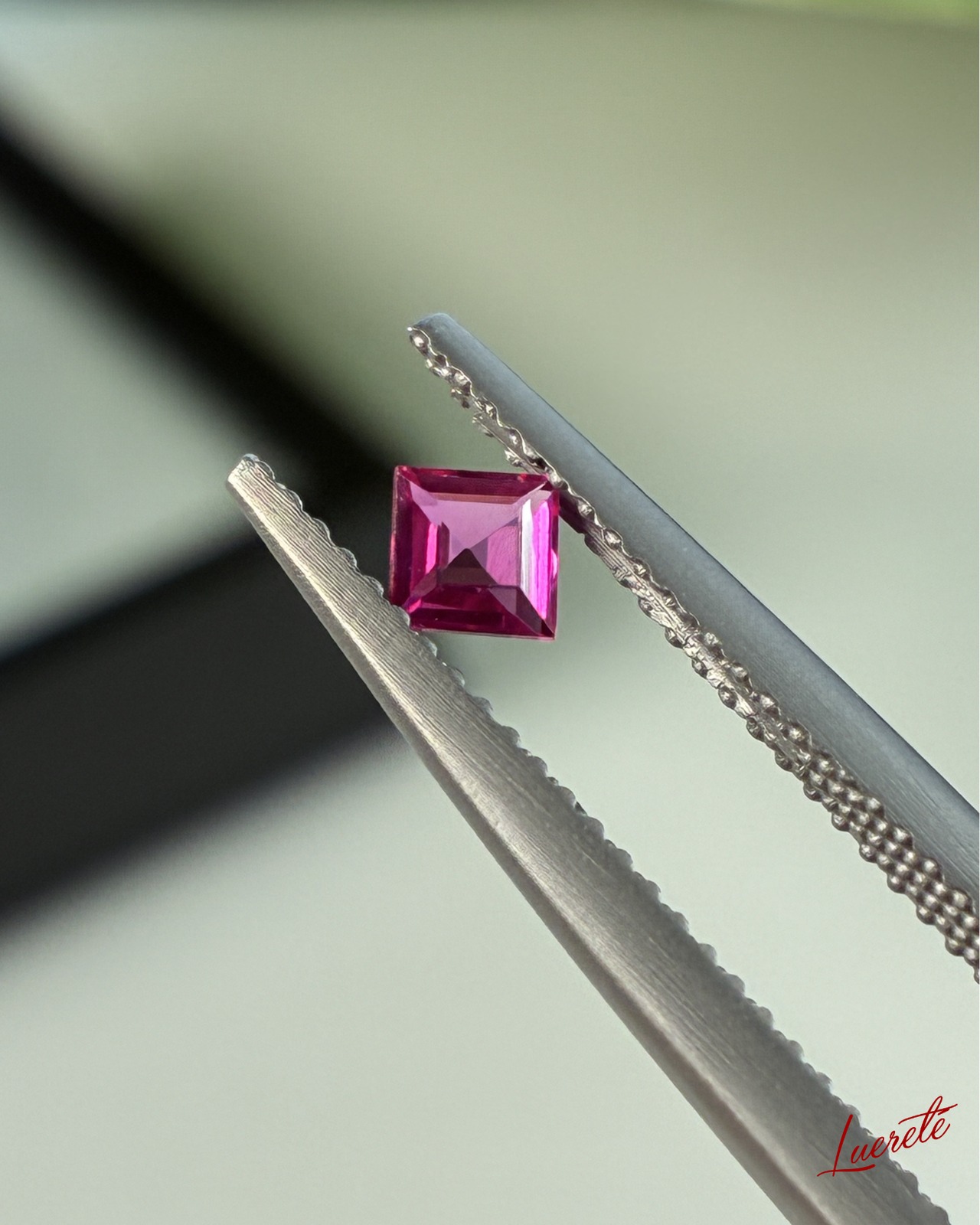 Natural Ruby 0.25ct Loose Gemstone｜天然ルビー 0.25ct ルース【LE-0065】