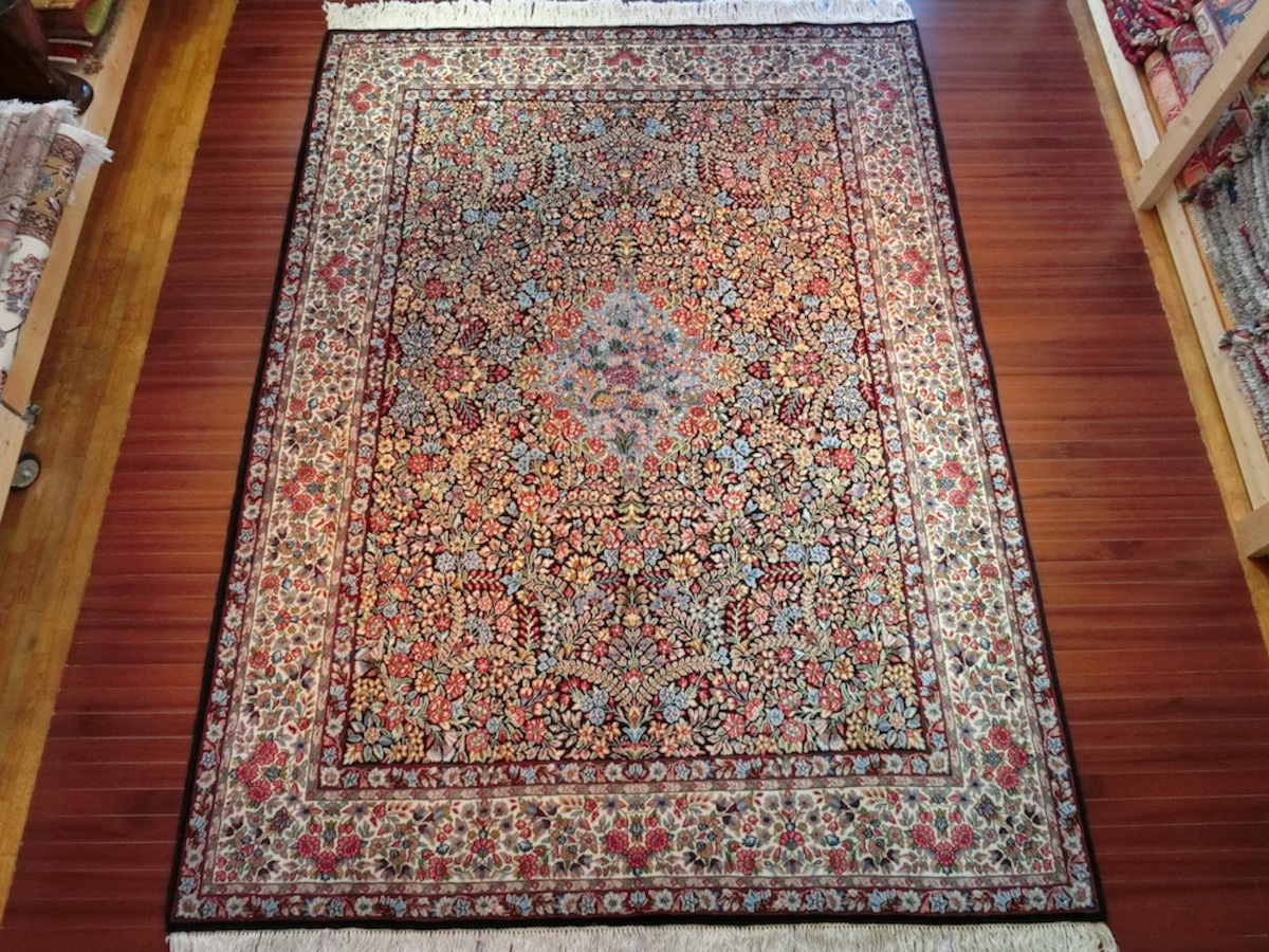 ペルシャ絨毯 手織り ケルマン産【リビングサイズ】1561 | Heris  