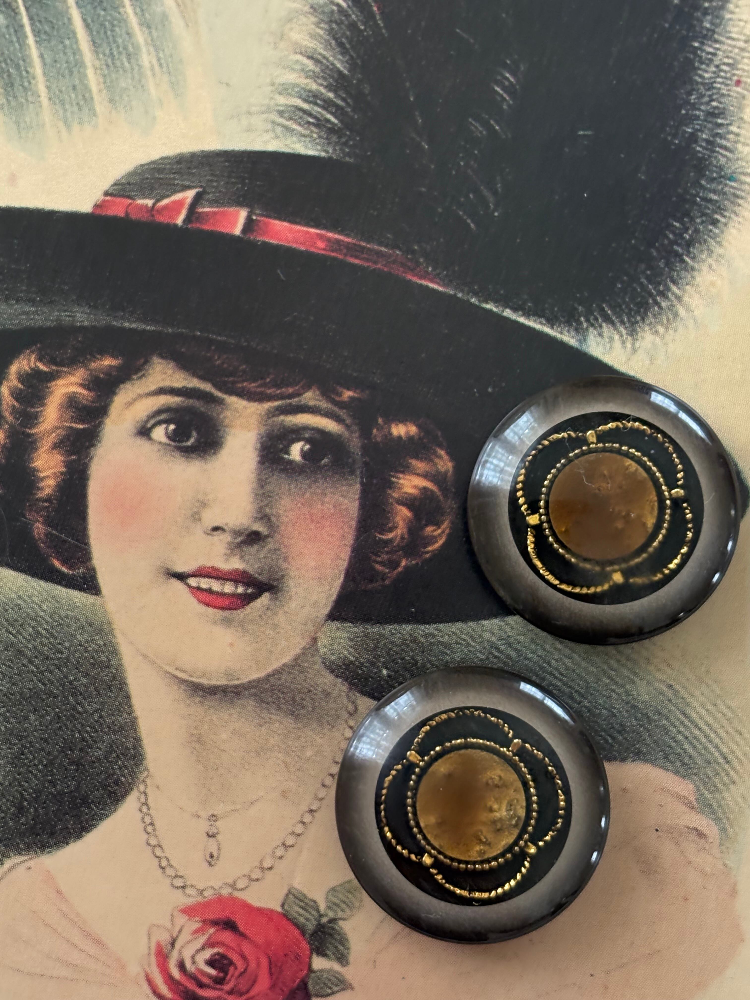 Japanese Vintage ボタン ブラウン×ゴールド フラワー 22mm レトロ アクセサリーパーツ 装飾材 カルトナージュ