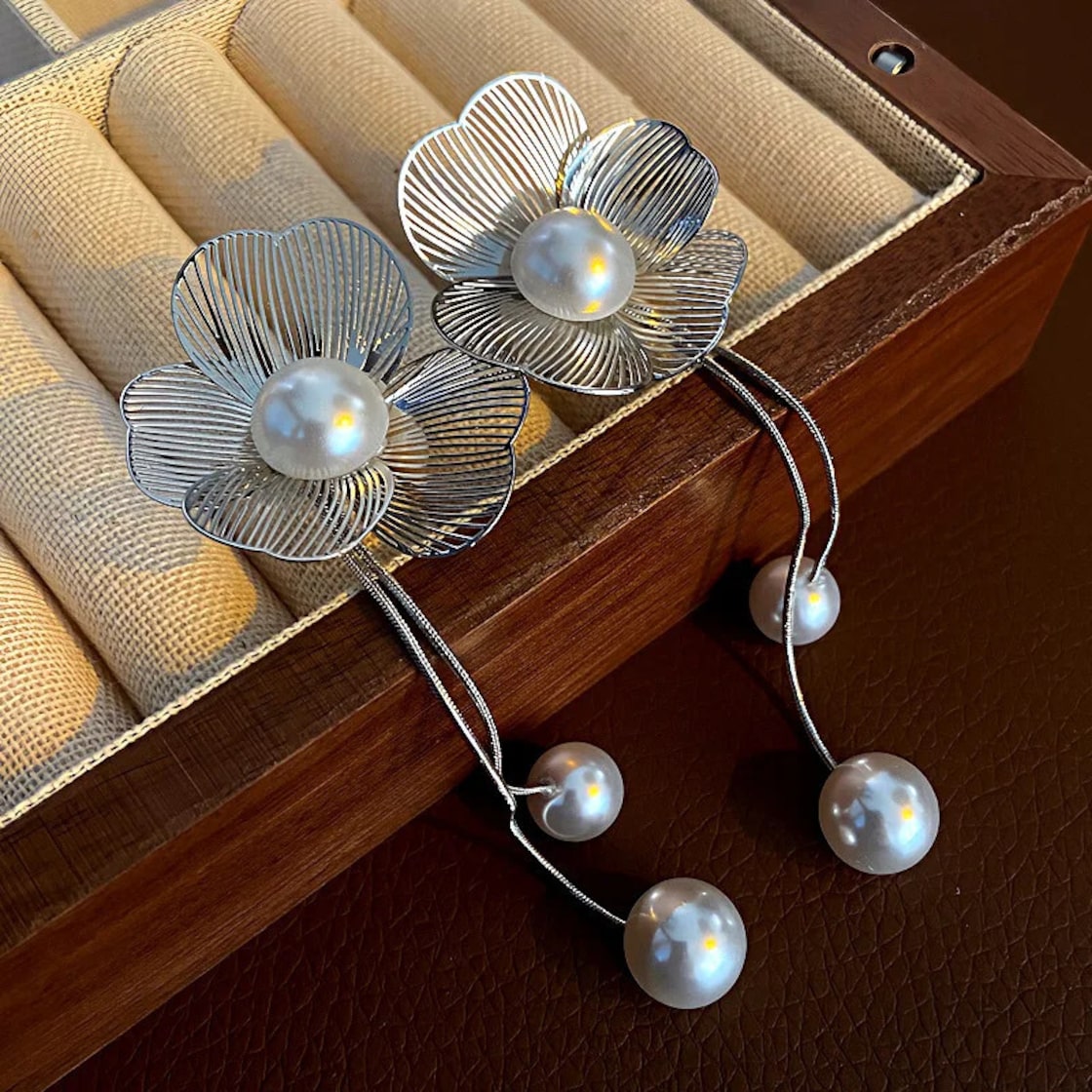 送料無料 大花パール LongfringeEarrings 女性の高級スタッドピアス 