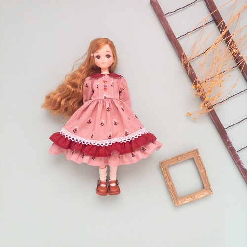 ２段フリルワンピース（長袖ピンク赤襟）リカちゃんネオブライス