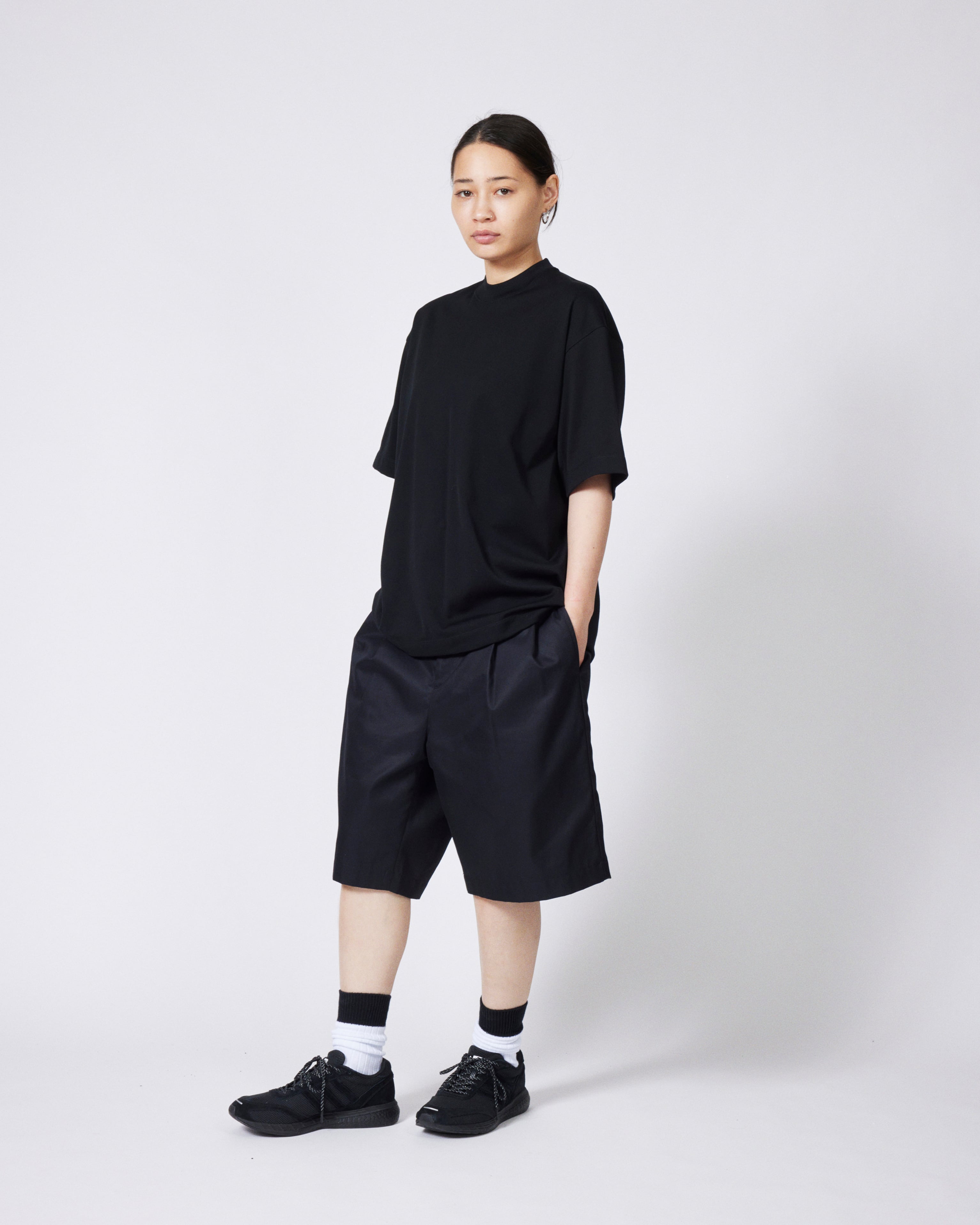 everyone two tuck cotton wide short pants (BLACK) | everyone