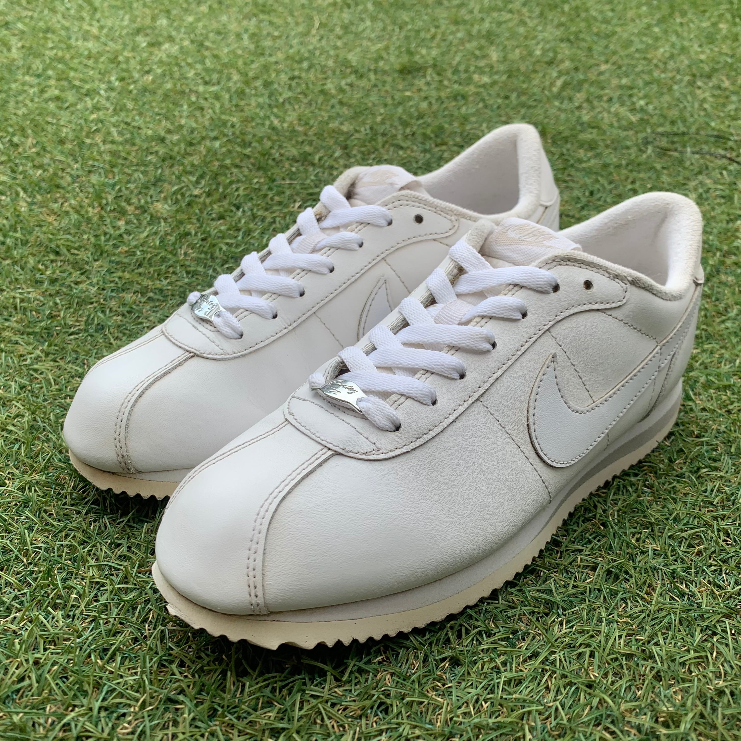 廃盤モデル！NIKE CORTEZ BASIC LEATHER ナイキ クラシック コルテッツ ...