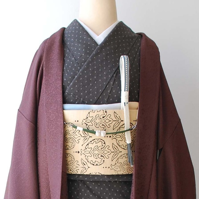 【袷羽織】 栗皮茶色 唐草地紋　袷羽織