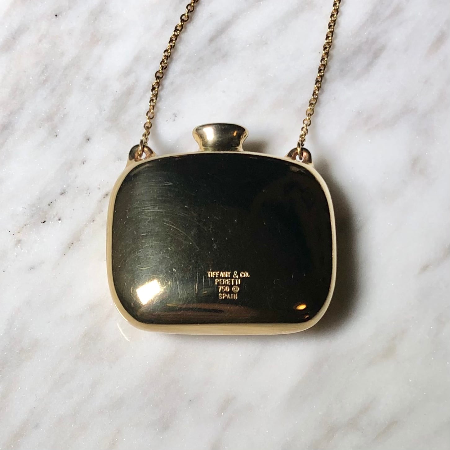 vintage TIFFANY k18 gold perfume bottle necklace designed by Elsa