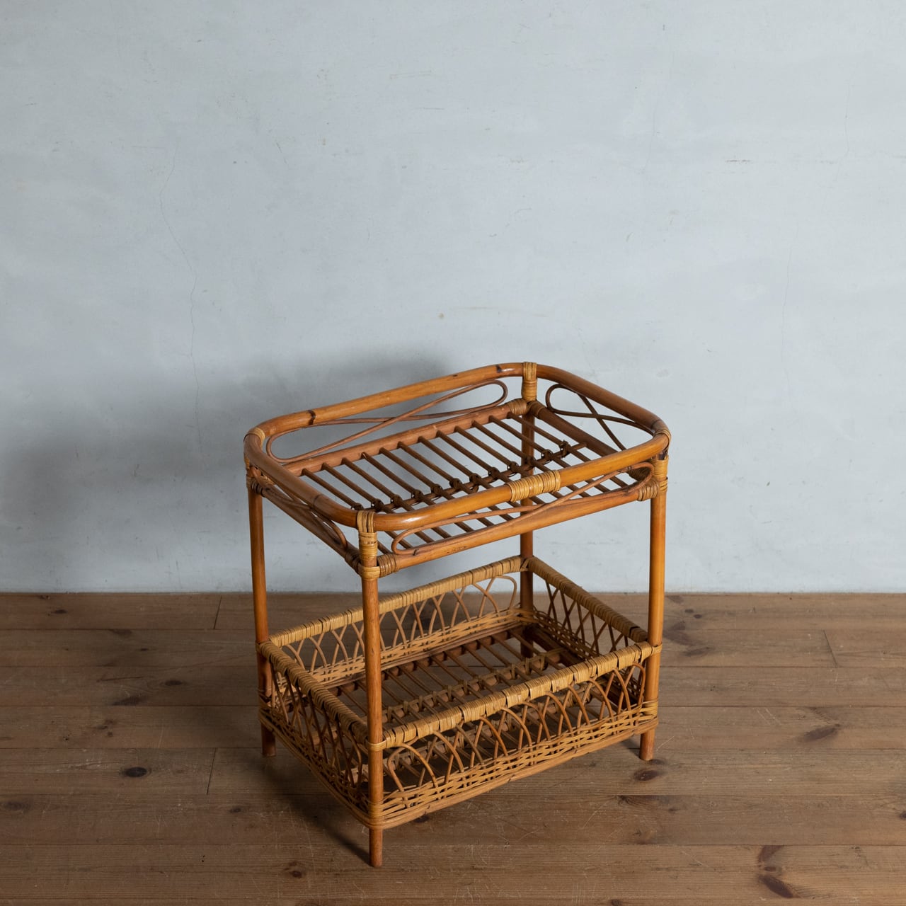 Rattan Rack / ラタンラック 〈籐・棚・収納・ナチュラルインテリア・シンプルインテリア・アンティーク・ヴィンテージ〉112572 |  SHABBY'S MARKETPLACE　アンティーク・ヴィンテージ 家具や雑貨のお店 powered by BASE