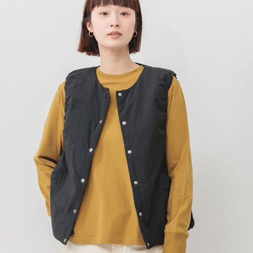 ナイロンワッシャー軽量中綿ベスト