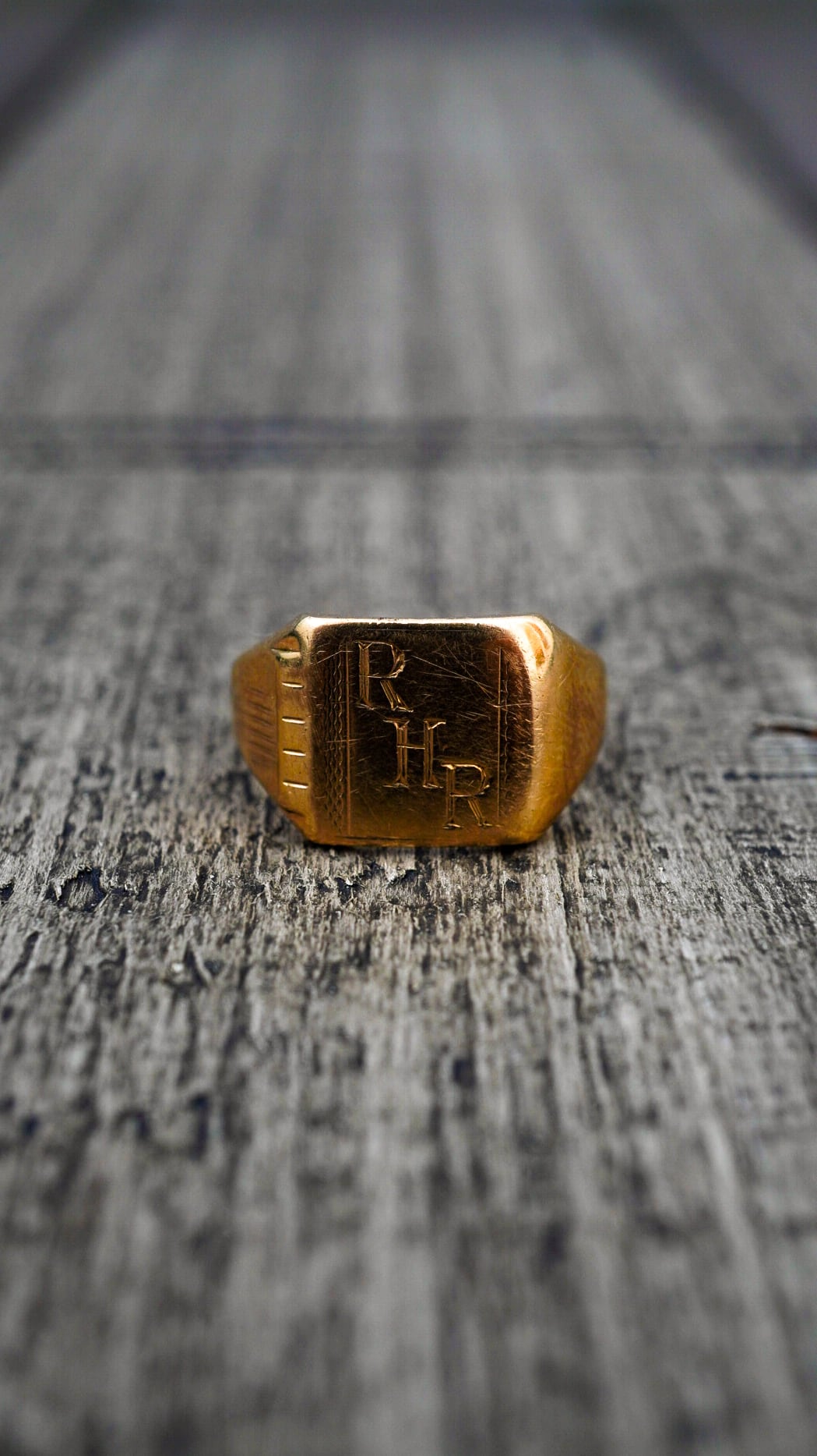 1956】U.K. VINTAGE 9ct イエロー ゴールド スクエア シグネット 