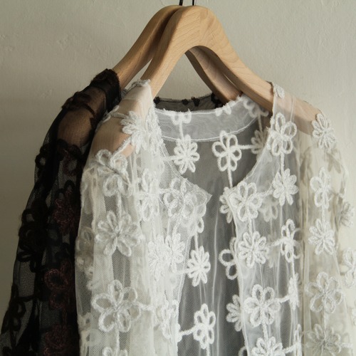 Villd  Tulle × Embroidery jacket