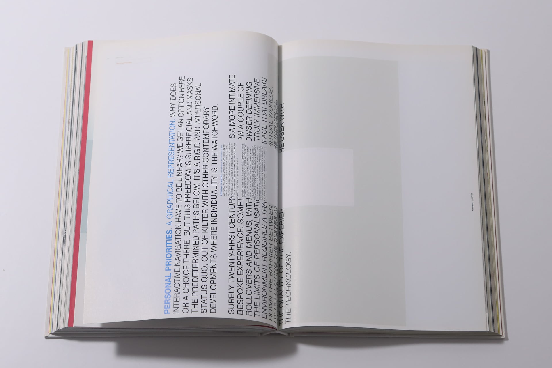 Noise Four / ATTIK | CROSS_BOOKSHELF | VISIONAIRE（ヴィジョネア