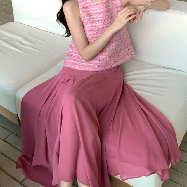 Pleated design skirt　240320