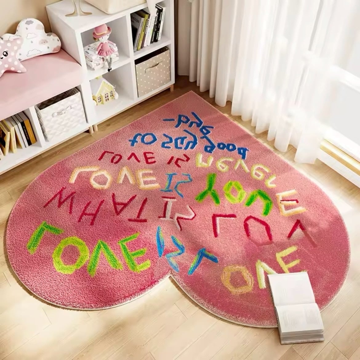 カラフルデザインカーペット|ハート