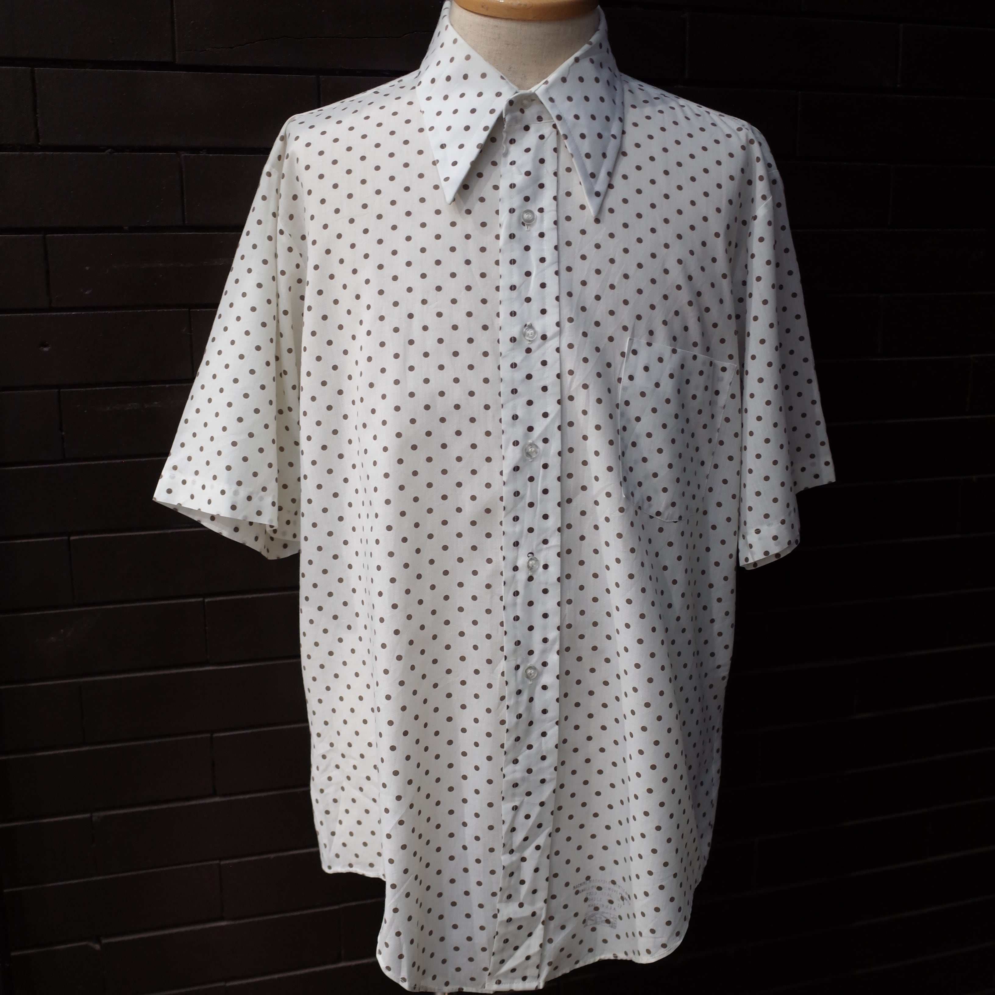 最新デザインの 70s ヴィンテージシャツ ドット柄 水玉 衿芯