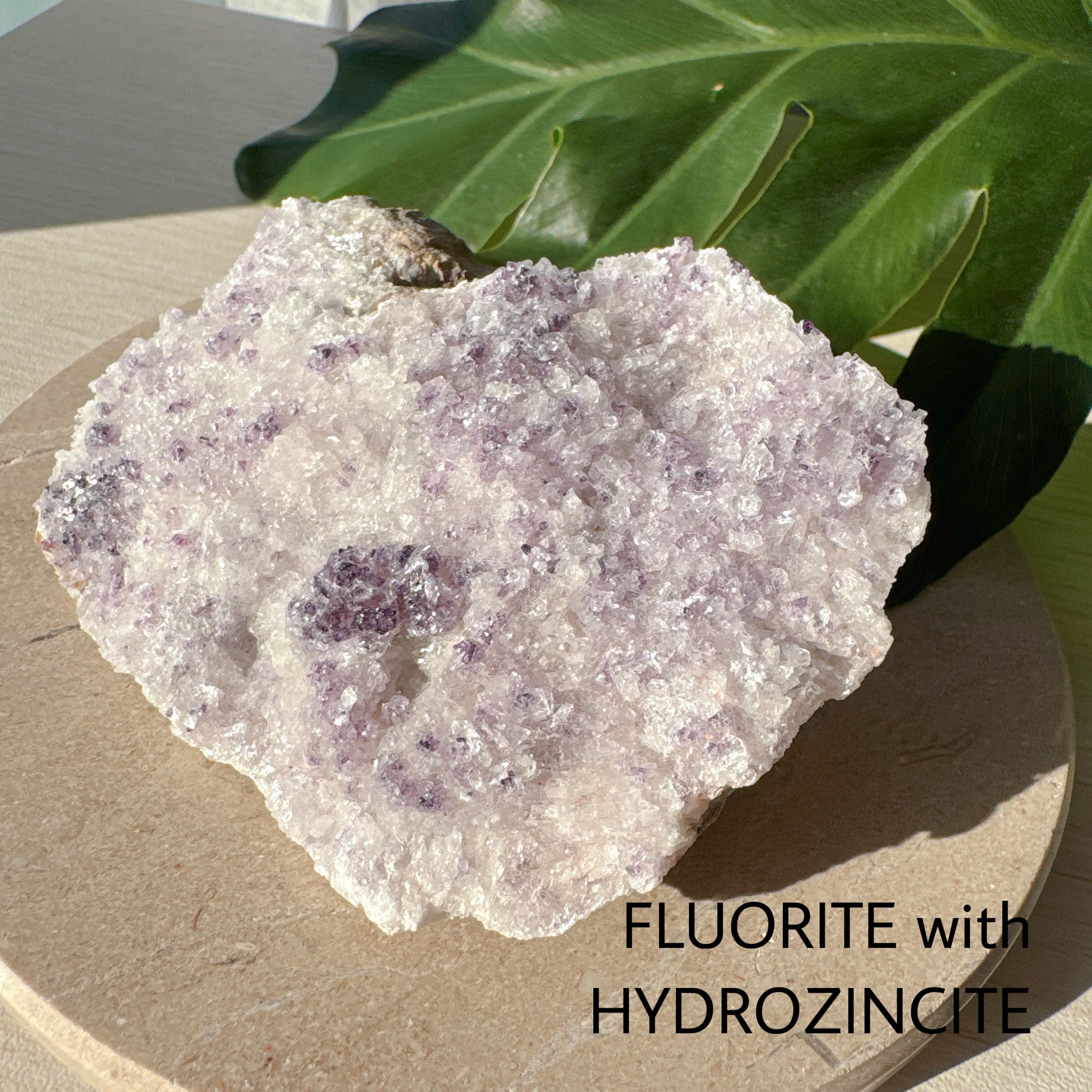 フローライト共生ハイドロジンサイト 原石 天然石