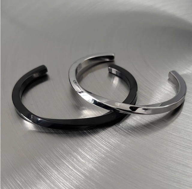 Twist Bracelet AA01