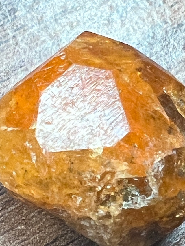 右回りの回転【フューチャータイムリンク】スペサルタイトガーネット