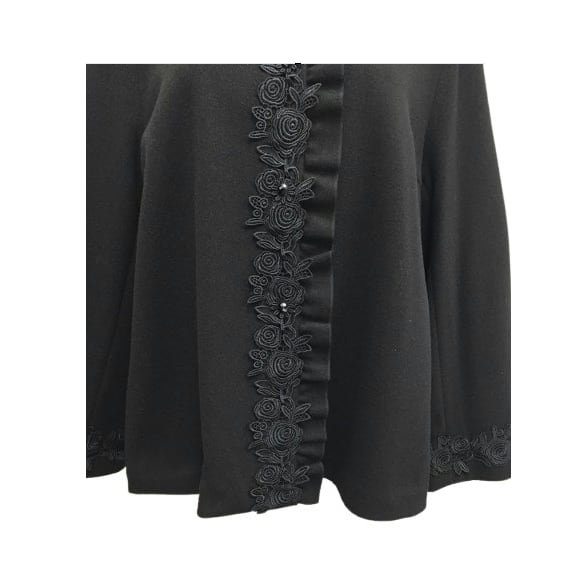 スーパービューティー ジャケット 前立てレース フリルデザイン