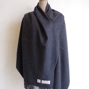 Bronte by Moon　Merino Wool Plain Shawl