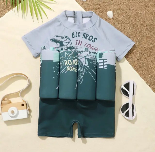 フローティングラッシュガード半袖水着