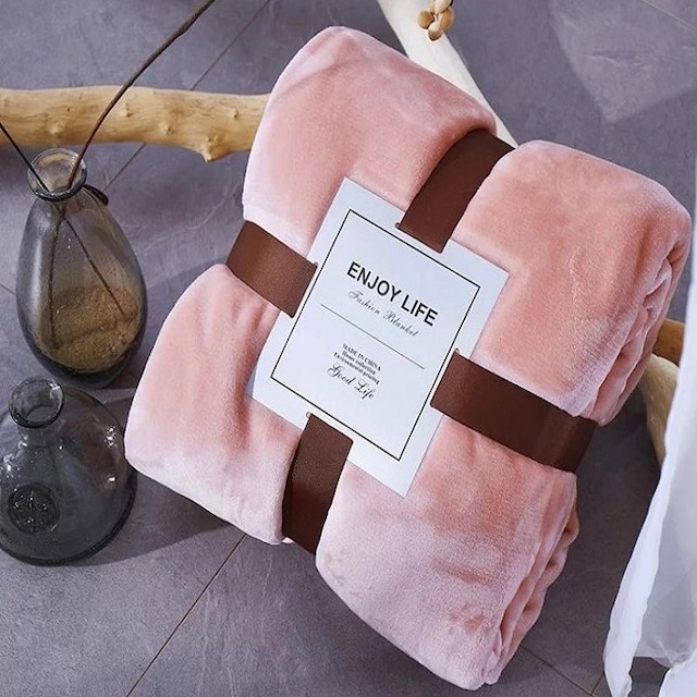 1 5mサイズ ふわふわあったかベロア素材ブランケット 毛布 お洒落 インテリア 膝掛け 可愛い 寝具 寝室 ソファー Sweet Dreams 1 5mサイズ ふわふわあったかベロア素材ブランケット 毛布 お洒落 インテリア 膝掛け 可愛い 寝具 寝室 ソファー Sweet Dreams