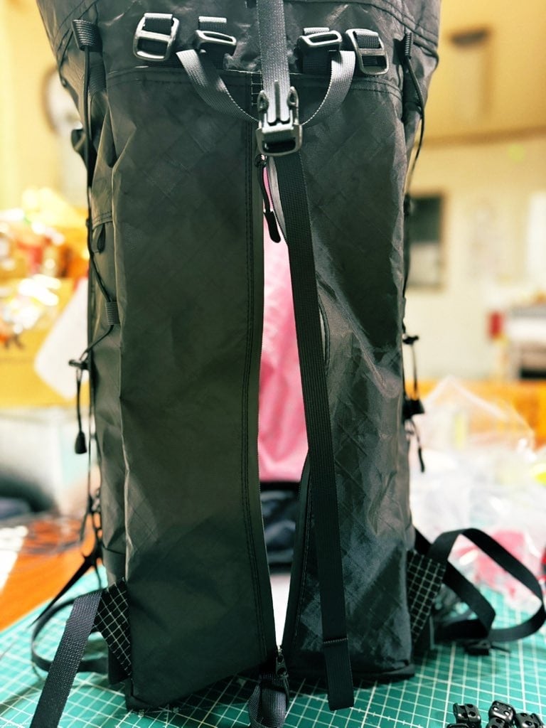 激レア　オロビアンコ　モンテディオ山形　コラボ　　バッグ　2way 希少 モンテディオ山形 MY25_ユニフォーム型ポーチ付きエコバッグ（ナツユニ