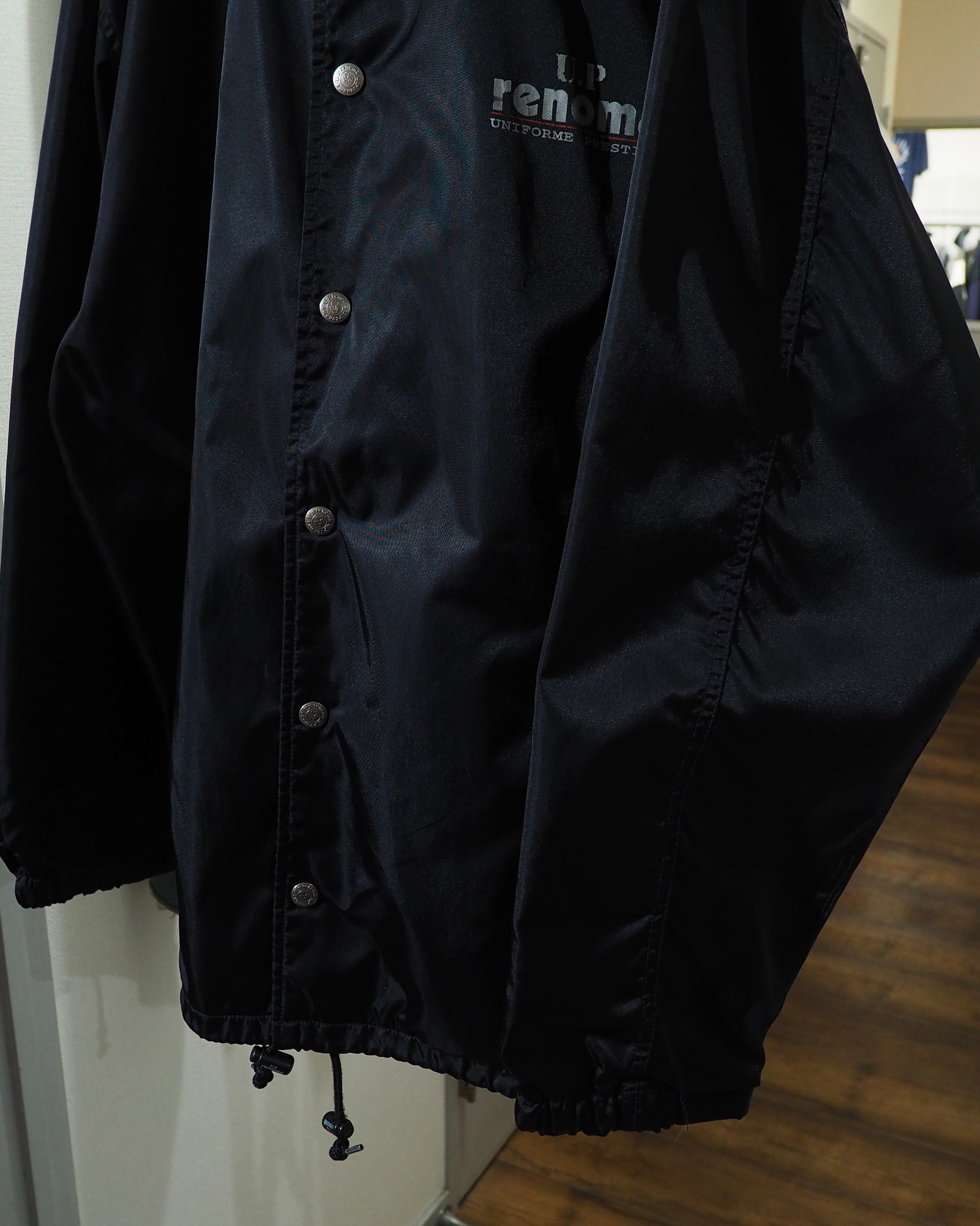 1990s " U.P renoma " Black Shiny Logo Printed Vintage Nylon Coach Jacket