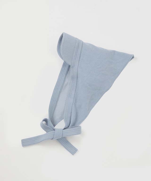triangle cap scarf/sax