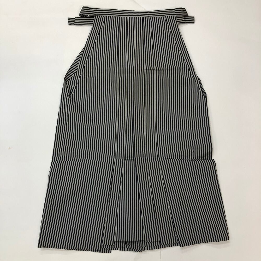袴 行灯袴 男袴 紐下丈85cm M size 男性用袴 成人式袴 黒 グレー 縞 中古 6354