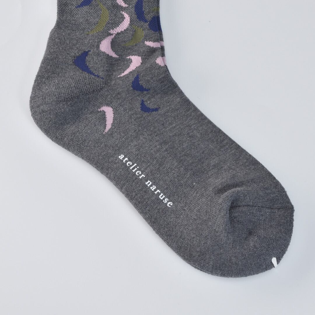 atelier naruse アトリエナルセ コットンウール moon dance 着圧ソックス 冷え性の方にお勧めの靴下が発売です。