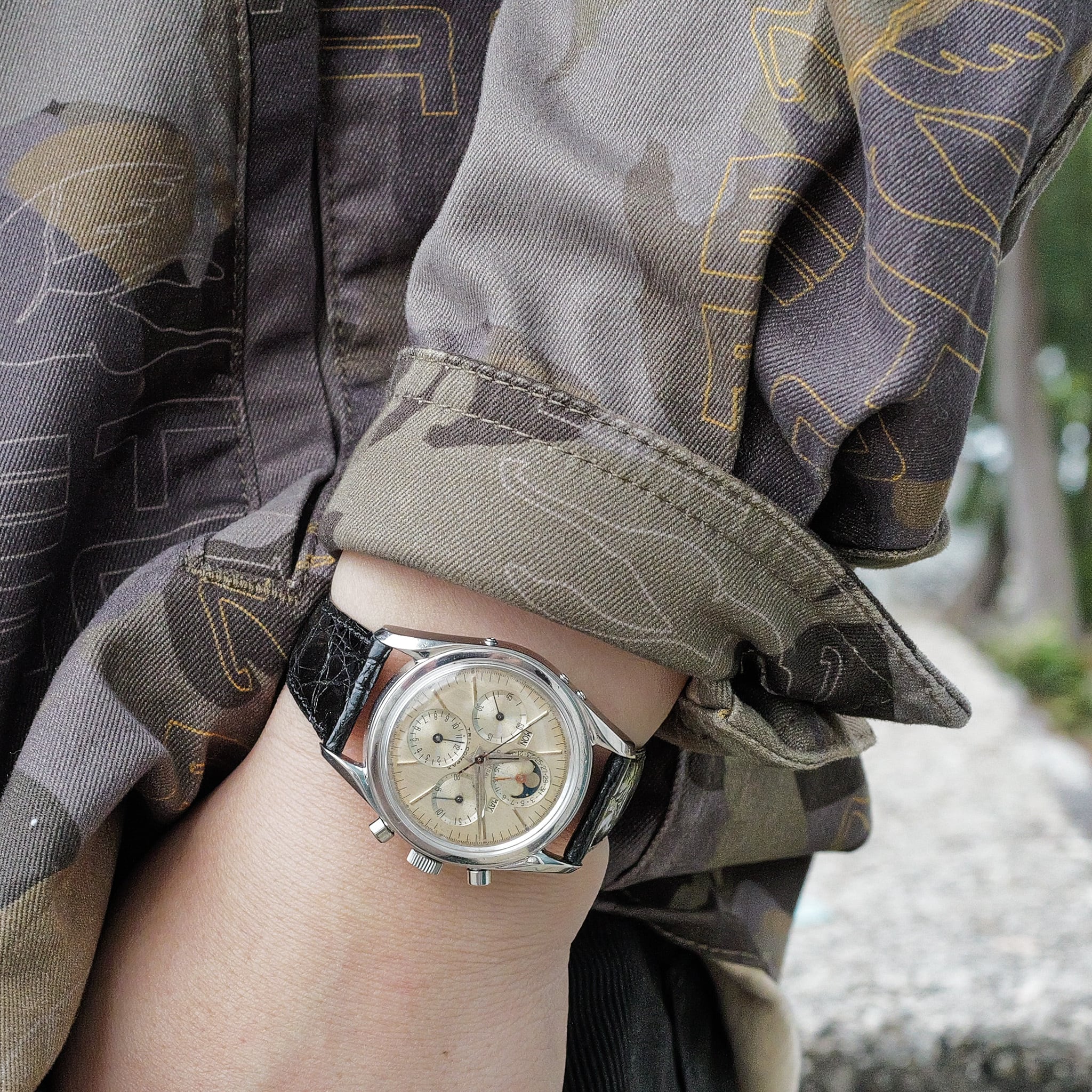 ユニバーサル トリコンパックス tri-compax クロノグラフ 手巻き Ref