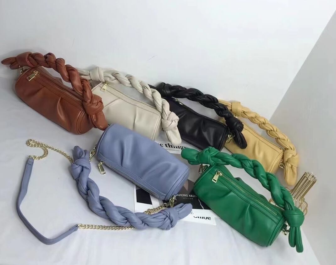 ツイストハンドル 2wayバッグ AS025-2120