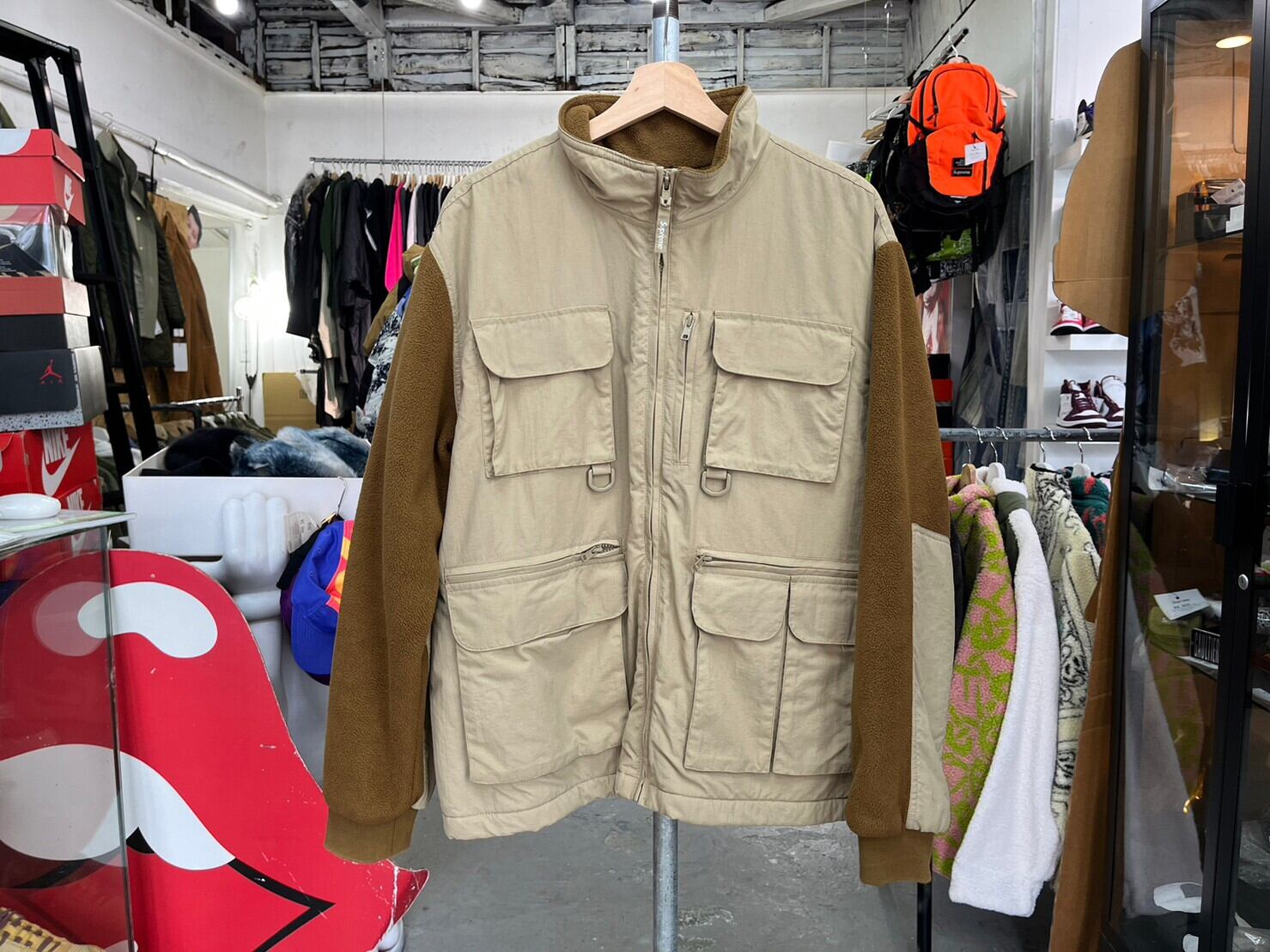 Supreme UPLAND FLEECE JACKET LIGHT BROWN LARGE 54712 | BRAND 
