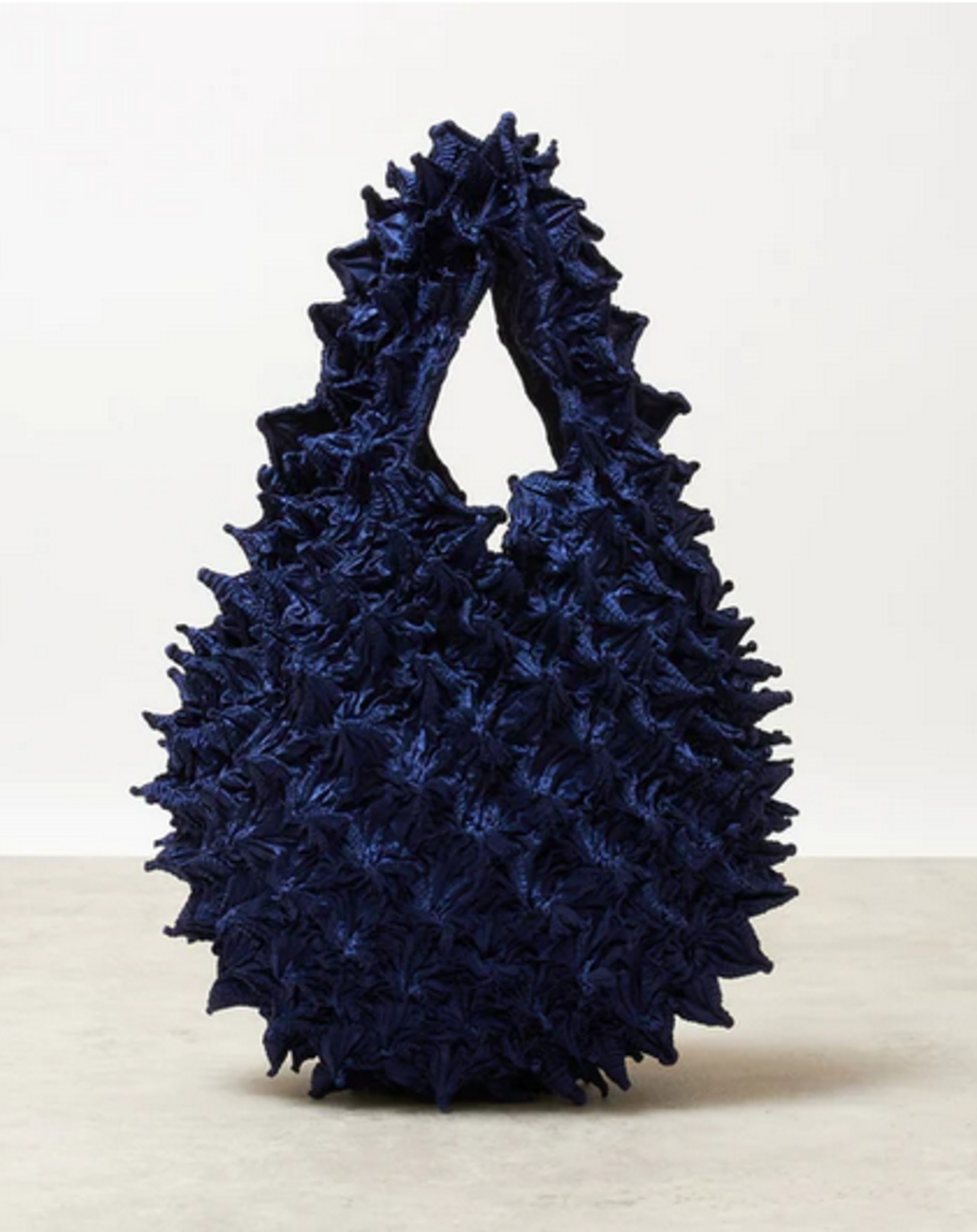 【送料無料】BUNZABURO 文三郎 / Polyester satin Petit bag NAVY - 1