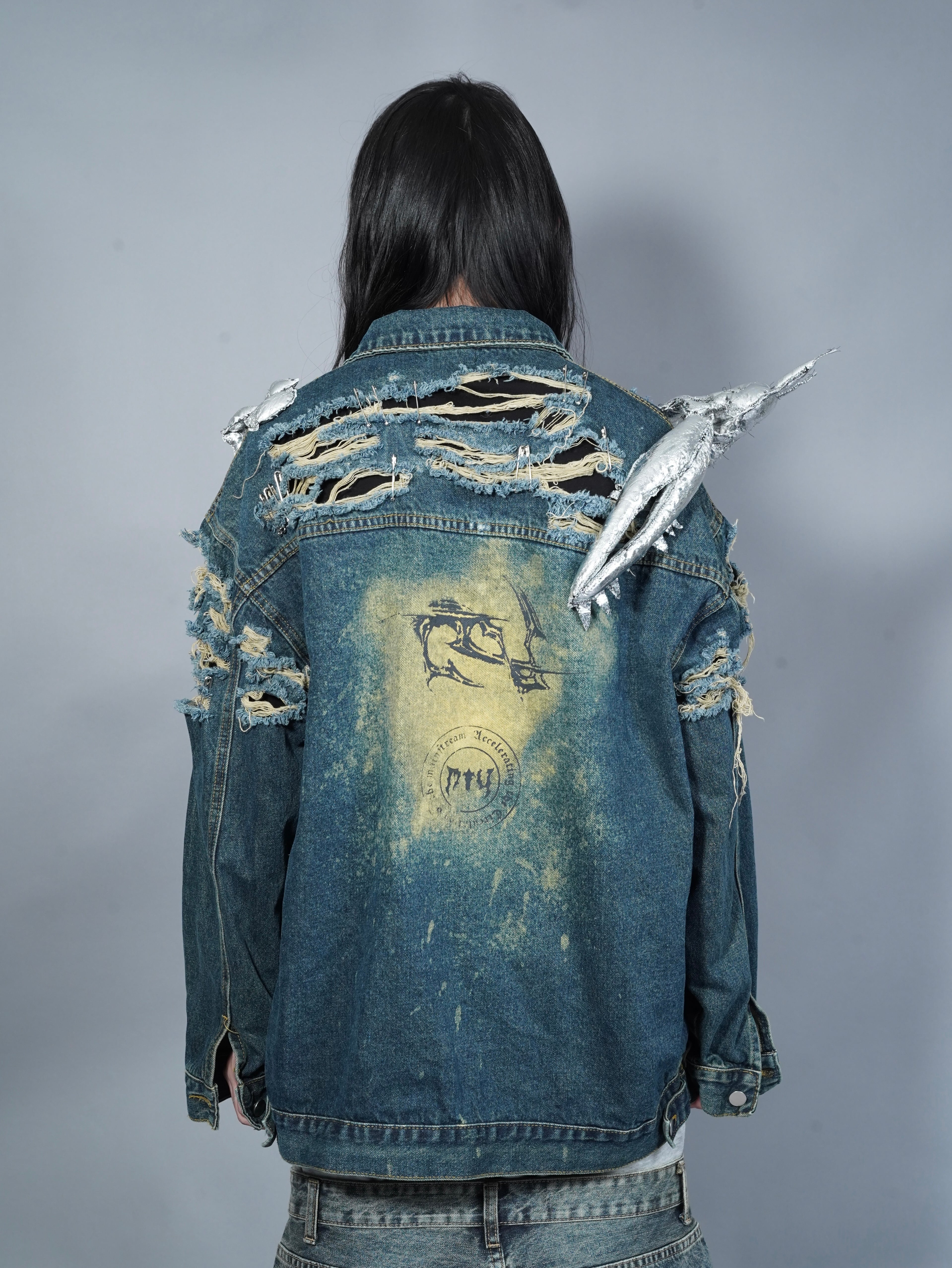 RUPTIVEY/RTY】anatomy T.rex damage denim jacket ”恐剥” | OVERTURE