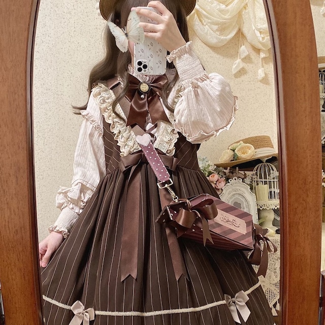 クラロリ ショコラの気品を纏う クラロリワンピース 編み上げ×リボンの優雅な一着｜WithU