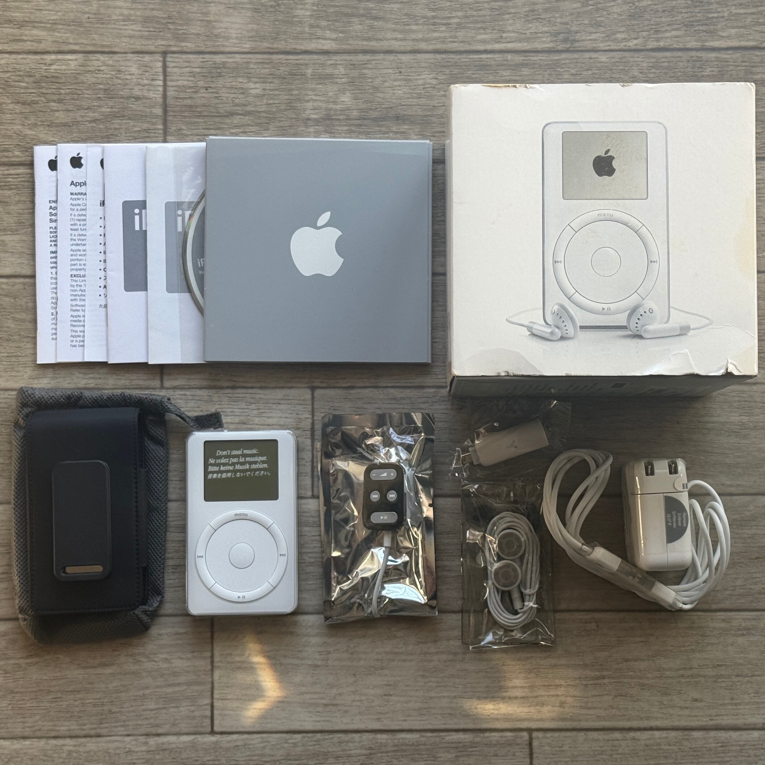 激レア】Apple 第2世代 iPod 10GB | 新品未開封 | 元箱付属品完品